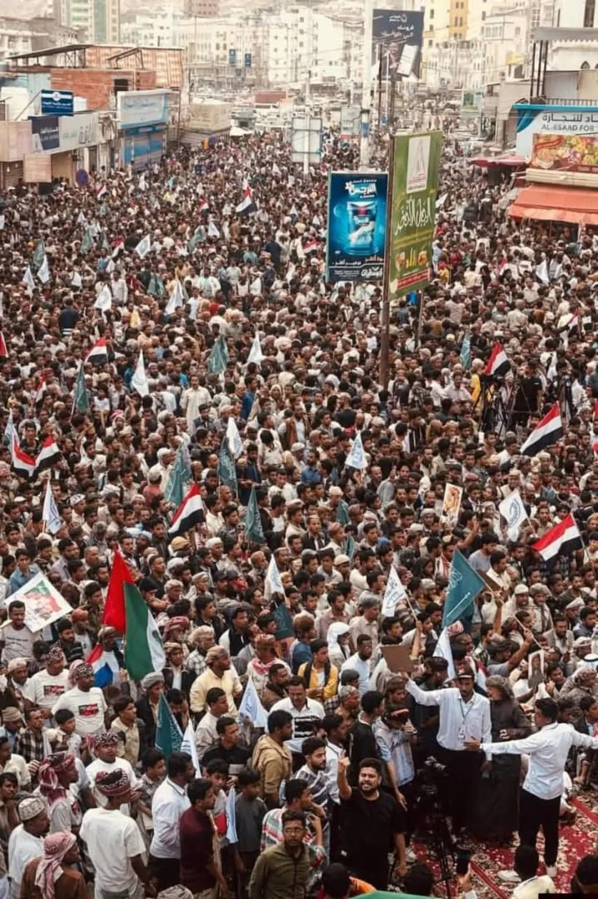 تظاهرات جماهيرية في حضرموت والمهرة ضد الاعتداءات الإيرانية وتأكيد وحدة الصف العربي