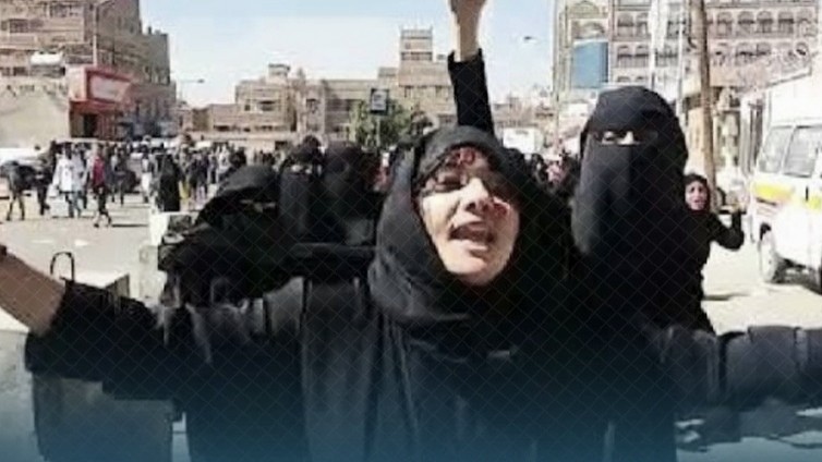 تقرير حقوقي يوثق مقتل 1456 امرأة وانتهاك آلاف أخريات في مناطق سيطرة الحوثيين