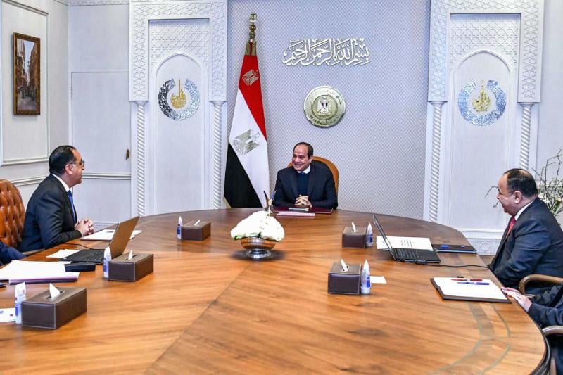 الحكومة المصرية تقدم استقالتها