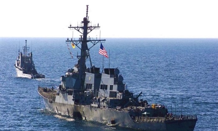 البحرية الأمريكية تُدمر طائرة مسيّرة تابعة لمليشيات إيران في اليمن