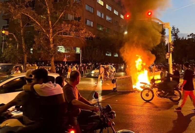 تسجيل قتلى واعتقالات خلال احتجاجات في مختلف مناطق إيران