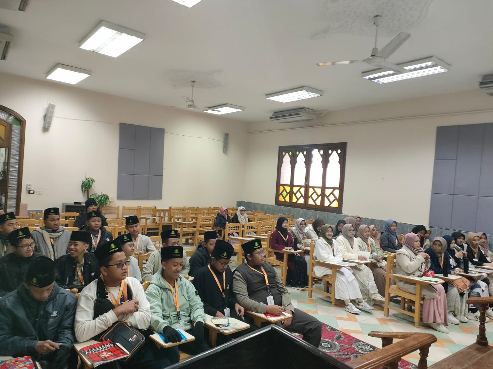 الحصري تستقبل 40 طالبًا إندونيسيًّا في دورة تدريبية لعلوم القرآن الكريم