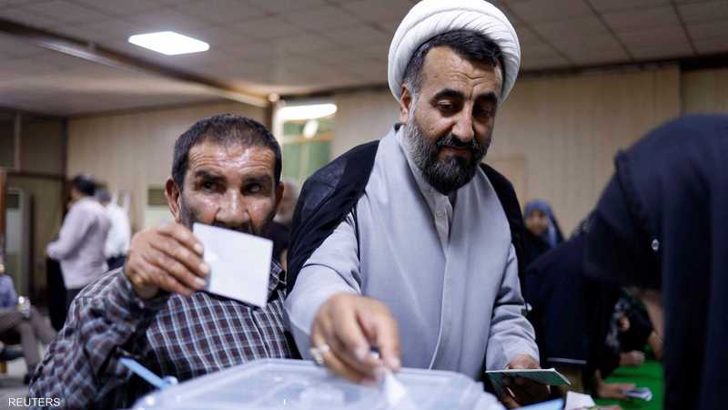 الجولة الثانية.. إقبال ضعيف على الانتخابات الرئاسية في إيران