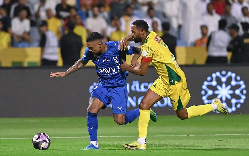 الهلال يحسم مواجهة الخليج بثنائية ويعزز موقعه في الوصافة ضمن الدوري السعودي للمحترفين