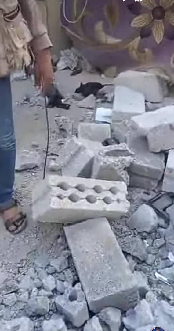 إب.. وفاة طفلتين وإصابة ثالثة جراء سقوط حمولة رافعة في حادث مأساوي