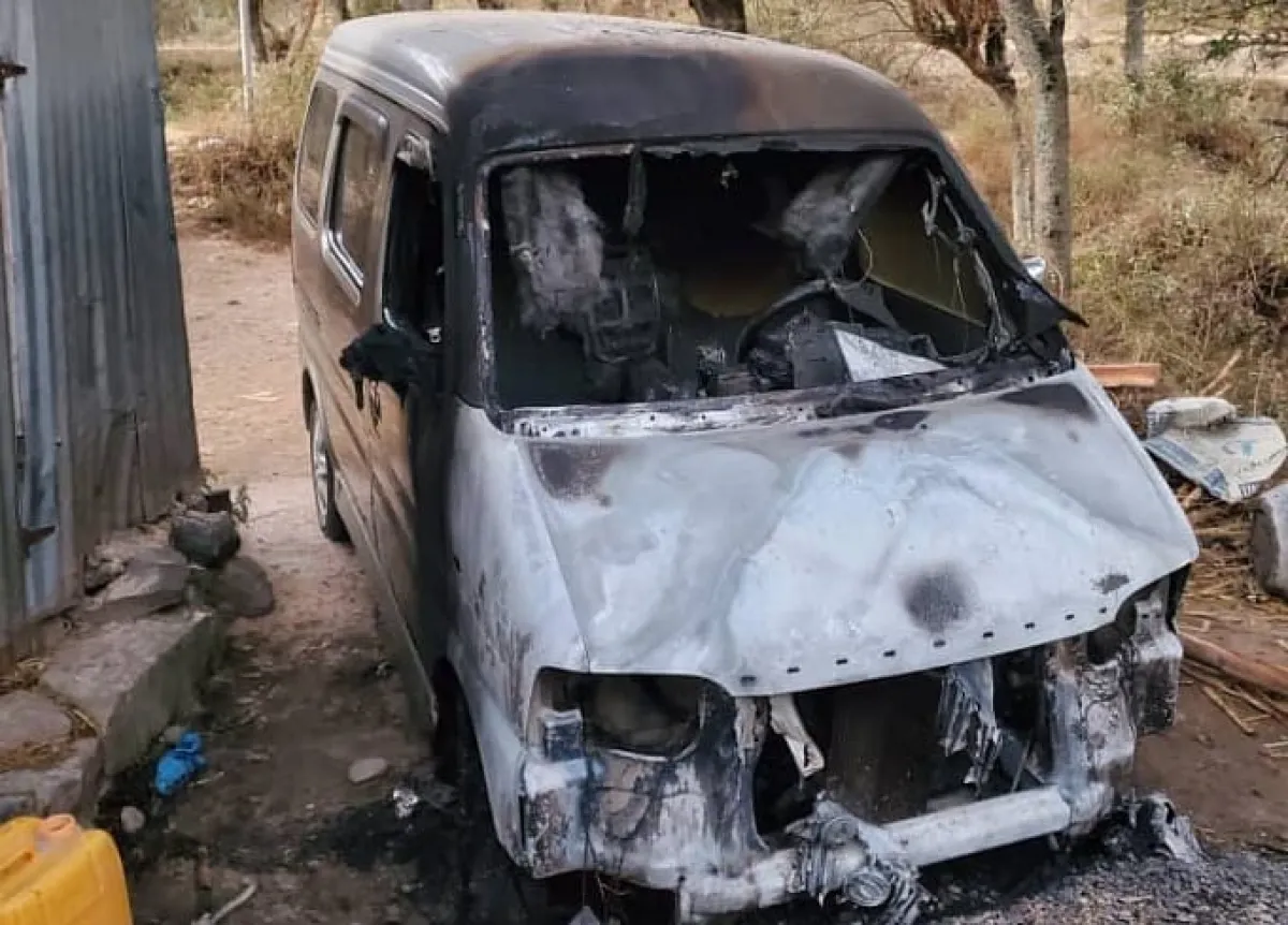 إب.. مجهولون يتسببون في تدمير حافلة خاصة وسط تصاعد ظاهرة إحراق الممتلكات