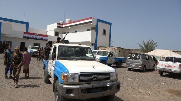 أجهزة الأمن في الساحل الغربي تلقي القبض على مطلوب خطير لشرطة عدن