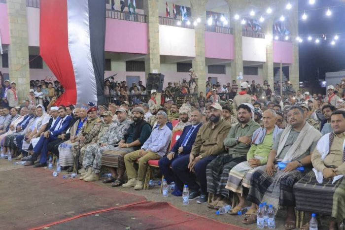 الخوخة تحتفل بالذكرى الثامنة للتحرير.. رسائل صمود ودعوات لاستكمال معركة الحديدة