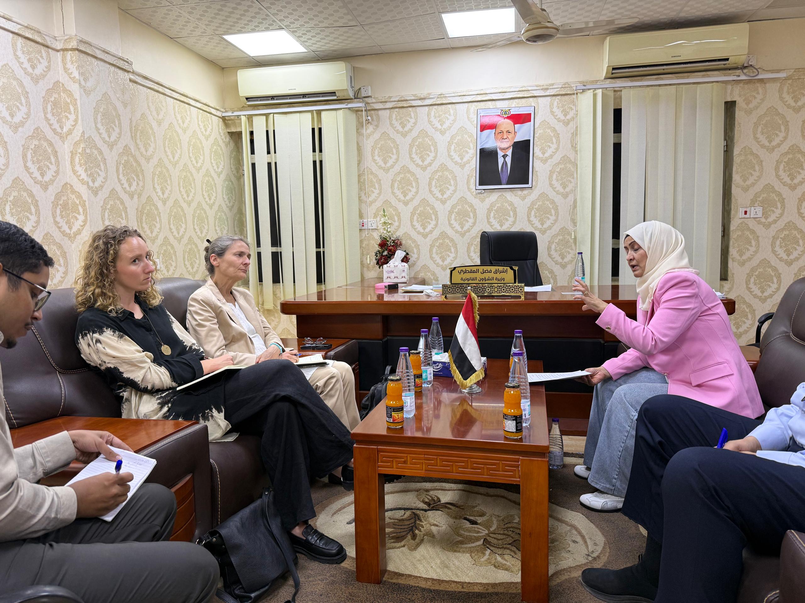 وزيرة الشؤون القانونية تبحث مع السفيرة الهولندية تعزيز التعاون وأولويات الوزارة