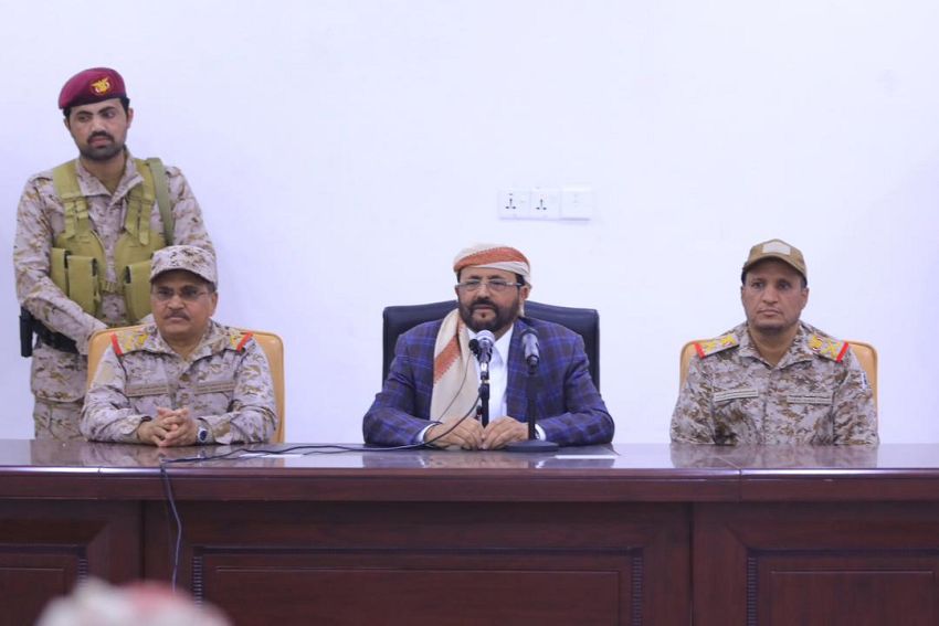 العرادة يعقد لقاءً رسمياً وشعبياً موسعاً في مأرب لتوحيد الصف الجمهوري ومواجهة ميليشيات الحوثي