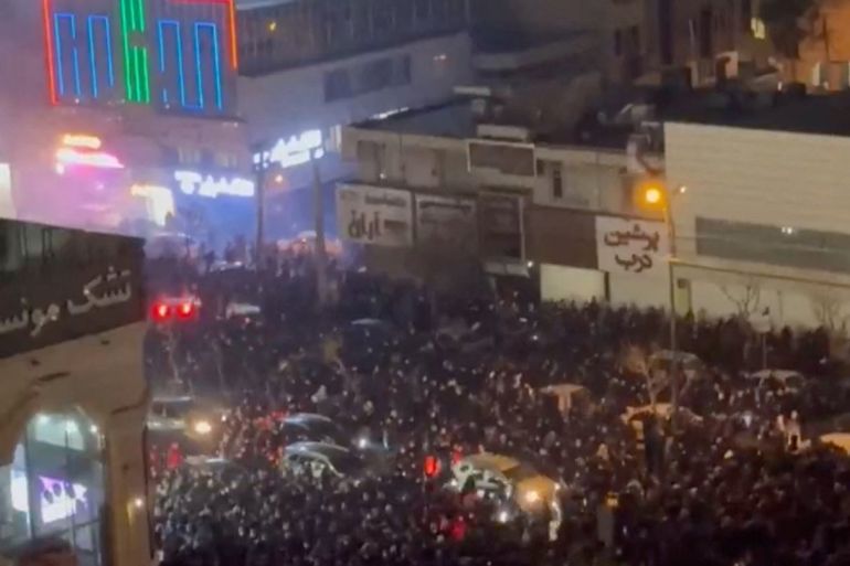 إدانات أوروبية لـ«قتل متظاهرين» في إيران وواشنطن تعلن دعمها للاحتجاجات