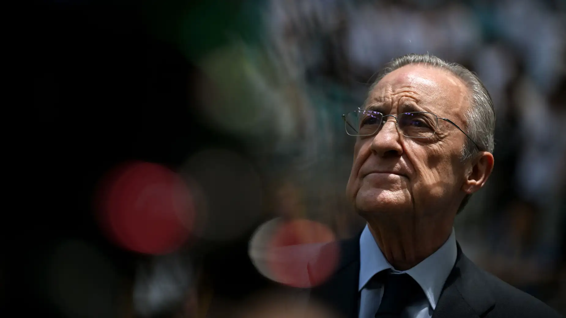 رغم السقوط برباعية.. رئيس ريال مدريد يبعث برسالة تحدٍ وطمأنة