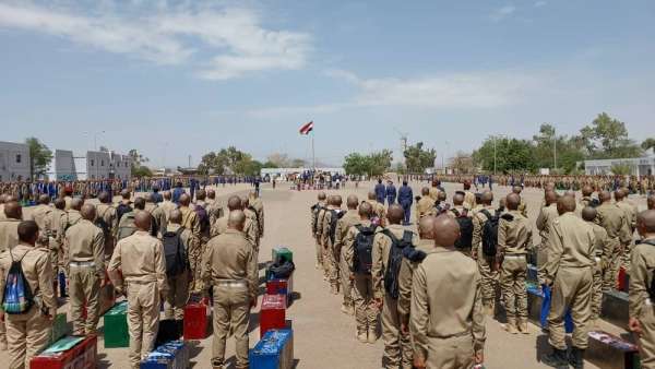 بعد مرور 8 سنوات من التوقف.. تدشين الدراسة في كلية الطيران والدفاع الجوي بمأرب 