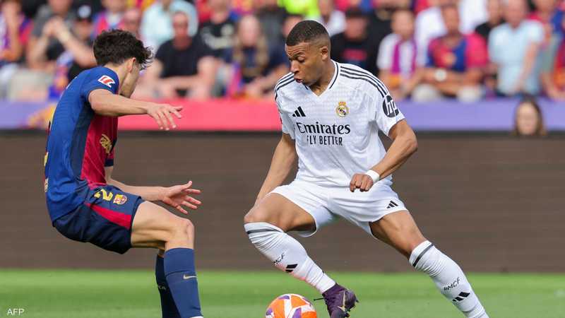 كلاسيكو ناري.. برشلونة يقلب الطاولة على ريال مدريد في سباعية مثيرة