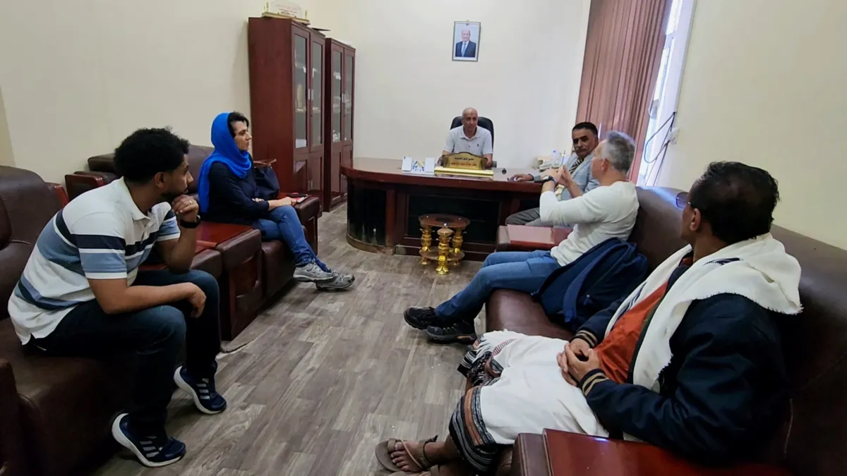 بعثة من التلفزيون الألماني تزور المخا وتطلع على واقع التنمية والخدمات