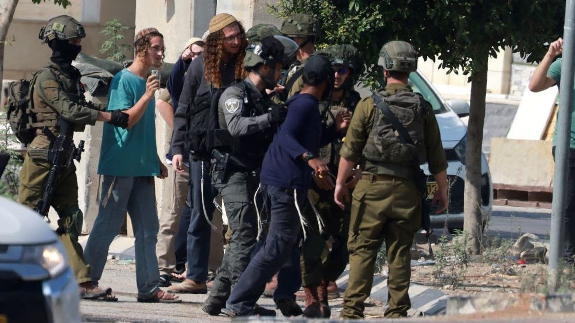 فرنسا تعلن فرض عقوبات على 28 مستوطناً إسرائيلياً متطرفاً