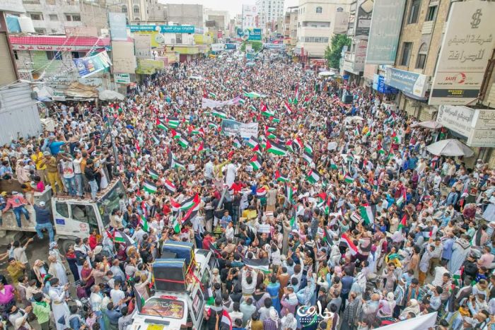 مدن يمنية شهدت مظاهرات حاشدة دعماً للقضية الفلسطينية والتنديد بجرائم الإحتلال الإسرائيلي 