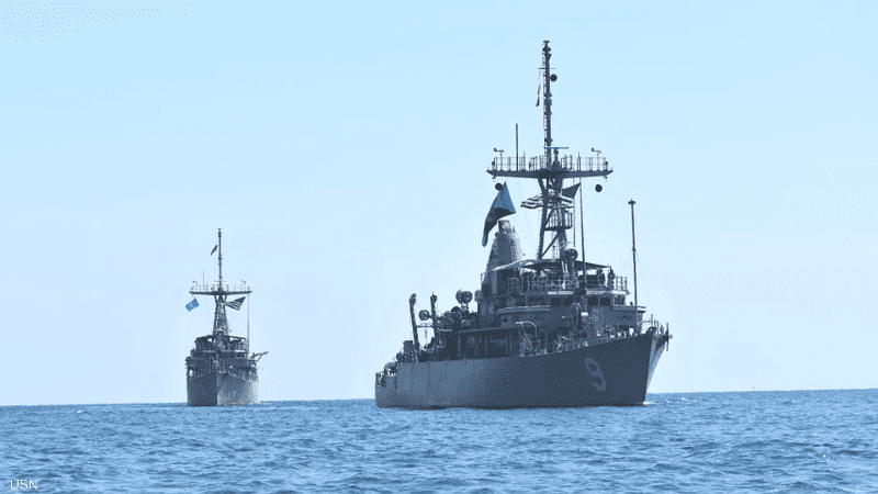 توجه كاسحتي ألغام أمريكيتين إلى الشرق الأوسط لتعزيز عمليات إزالة الألغام في مضيق هرمز