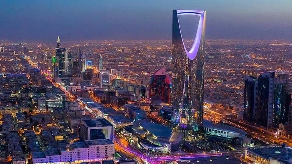 جماعة الحوثي تعلن طيران وفدها المفاوض برفقة العماني إلى الرياض