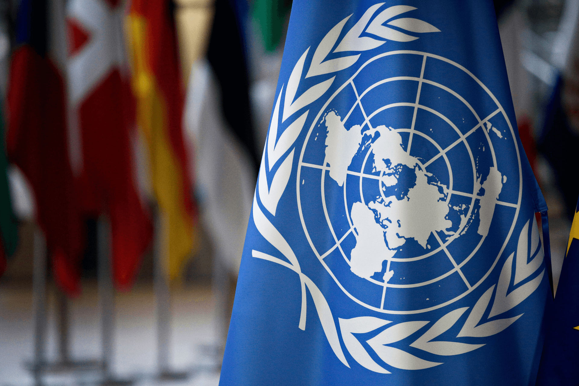 الأمم المتحدة تكشف لأول مرة عن سيطرة مليشيا الحوثي على مقارها وتطالب بالإفراج الفوري عن موظفيها