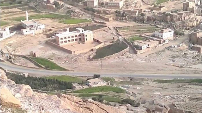 مليشيا الحوثي تشن حملة مسلحة لمصادرة أراضٍ زراعية في محافظة عمران