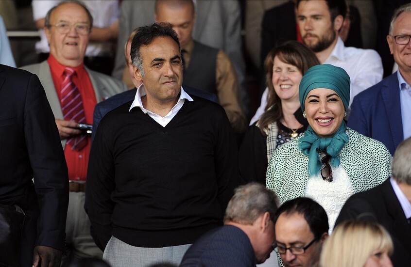 طعن داخل منزل فاخر بلندن.. إصابة مالك نوتنغهام فورست السابق خلال عملية اقتحام