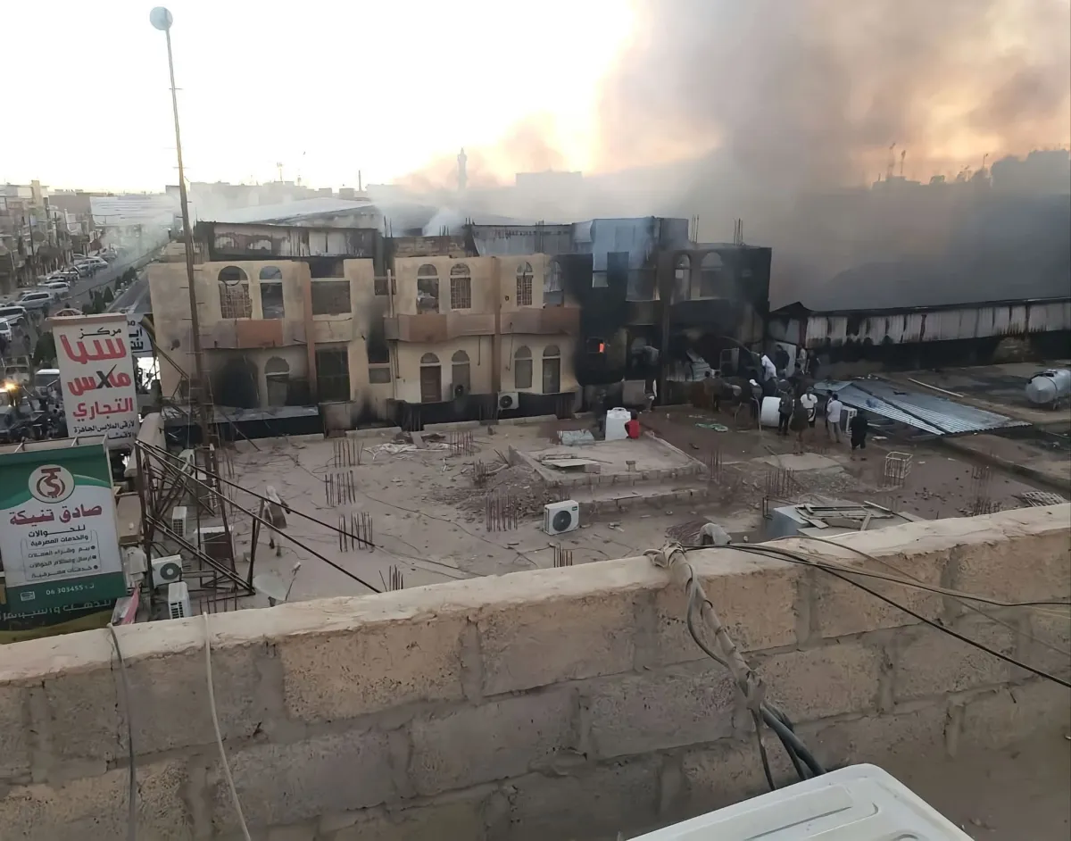 مأرب.. حريق في محل تجاري يسفر عن 30 إصابة ووفاة طفل