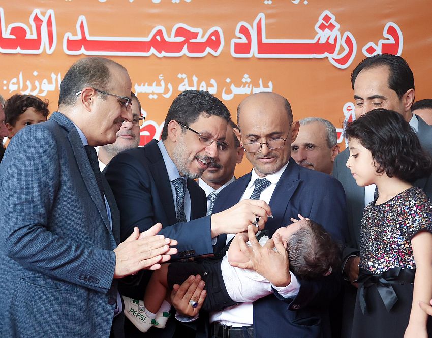 رئيس الوزراء يدشن الجولة الثانية من حملة التحصين الاحترازية ضد شلل الأطفال