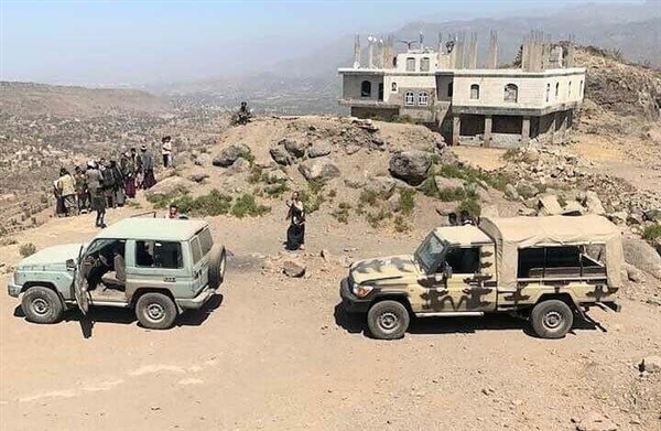 سطو حوثي جديد على أراضي الأوقاف في بعدان بإب بدعم من قيادات نافذة