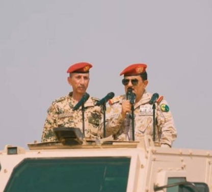 وزير الدفاع: المقاومة الوطنية صمام أمان للوطن.. وقادرة على تحرير كل الأراضي
