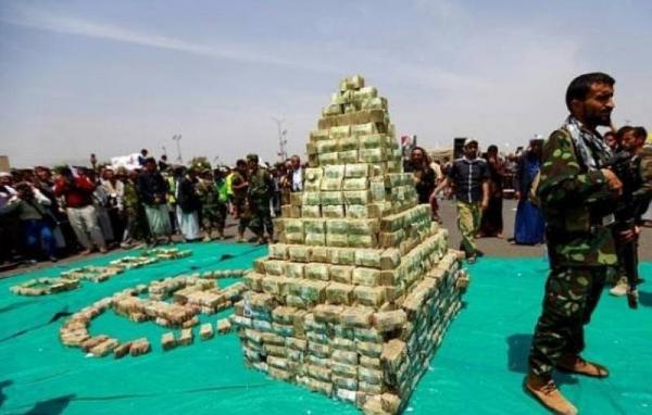 عبثاً ينتظرون لقمة العيش: جبايات الحوثي تبتلع قوت التجار وتوسع مجاعة اليمنيين