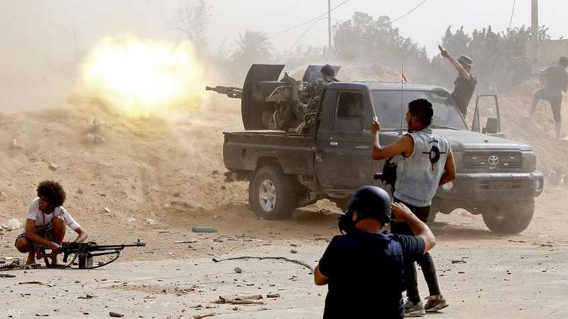 ليبيا.. اندلاع إشتباكات تسفر عن سقوط قتيل وإصابة 6 آخرين 