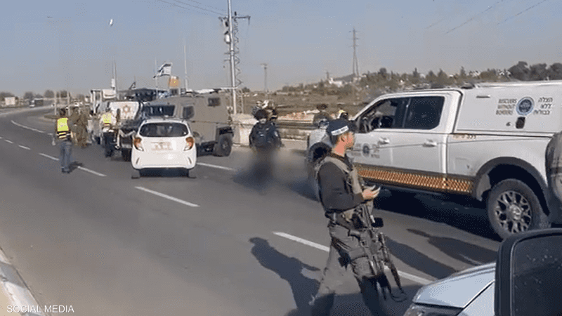 تصاعد العنف في الضفة الغربية.. قتيل إسرائيلي وجرحى في هجوم مزدوج