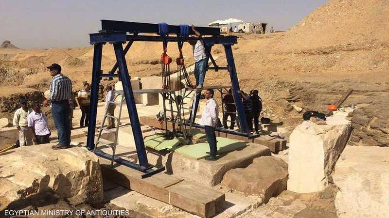 كشف أثري نادر في مصر.. مقابر صخرية تحدى استخراجها طبيعة تربة الدلتا