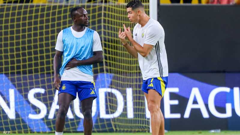 ساديو ماني يكشف عن مكالمة تهنئة من كريستيانو رونالدو بعد تتويج السنغال بكأس الأمم الإفريقية