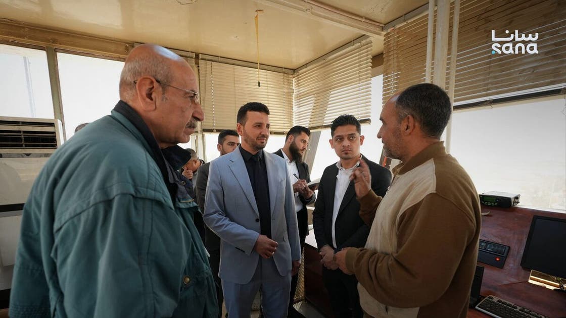 الحكومة السورية تتسلم مطار القامشلي بعد اتفاق مع 