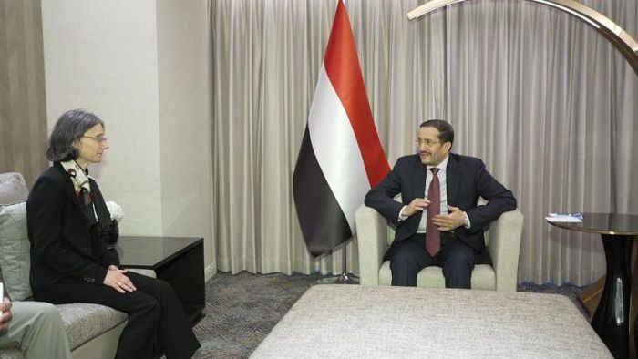 فرنسا تجدد دعمها لمجلس القيادة الرئاسي وتؤكد التزامها بوحدة اليمن