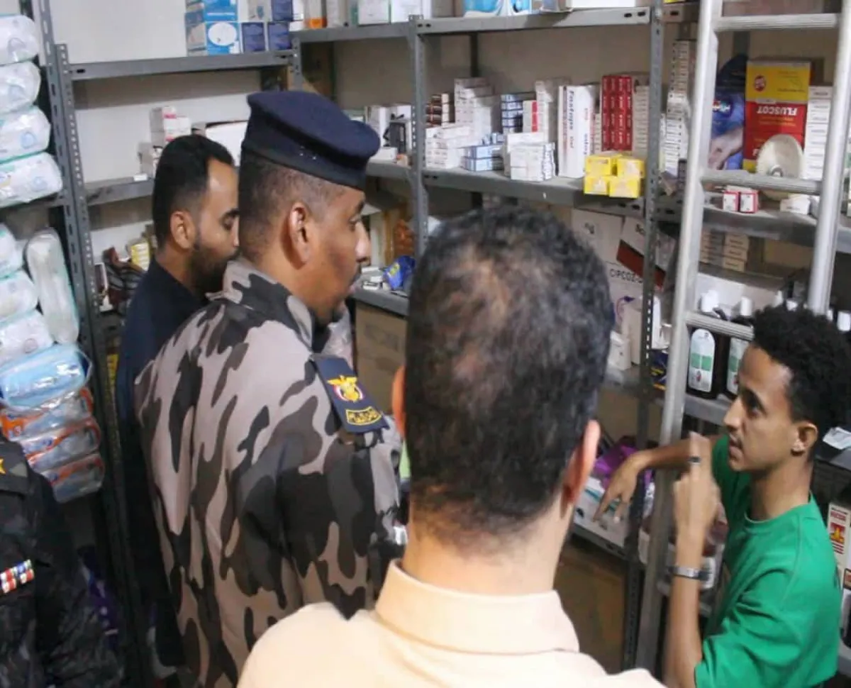 حملة لمكافحة المخدرات في حضرموت تسفر عن مداهمة مخزن يروّج الأدوية الممنوعة