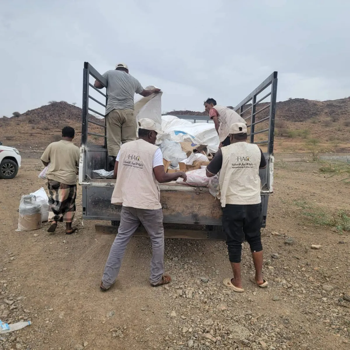 إنسانية المقاومة الوطنية تنفذ استجابتين عاجلتين لإغاثة متضرري حرائق في موزع والمخا