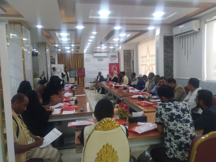 بحضور المسعودي والمعمري.. ورشة موسعة في المخا لتعزيز الوعي بالقانون الإنساني ودعم الأمن الغذائي في الساحل الغربي