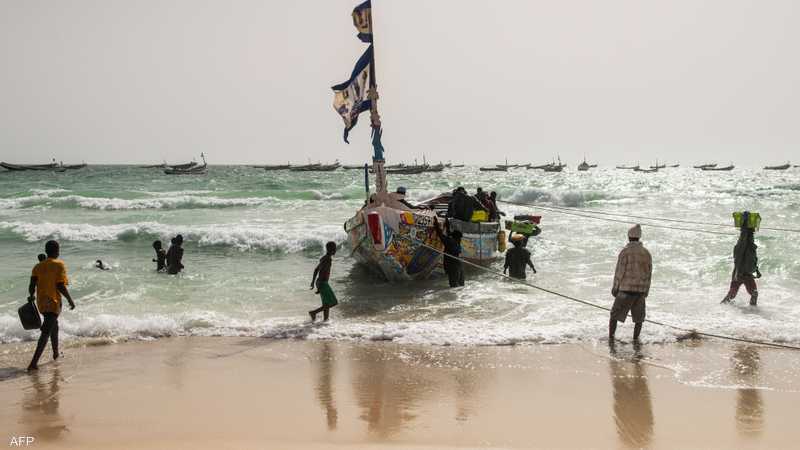 وفاة وفقدان أكثر من 165 شخصا إثر غرق سفينة قبالة موريتانيا