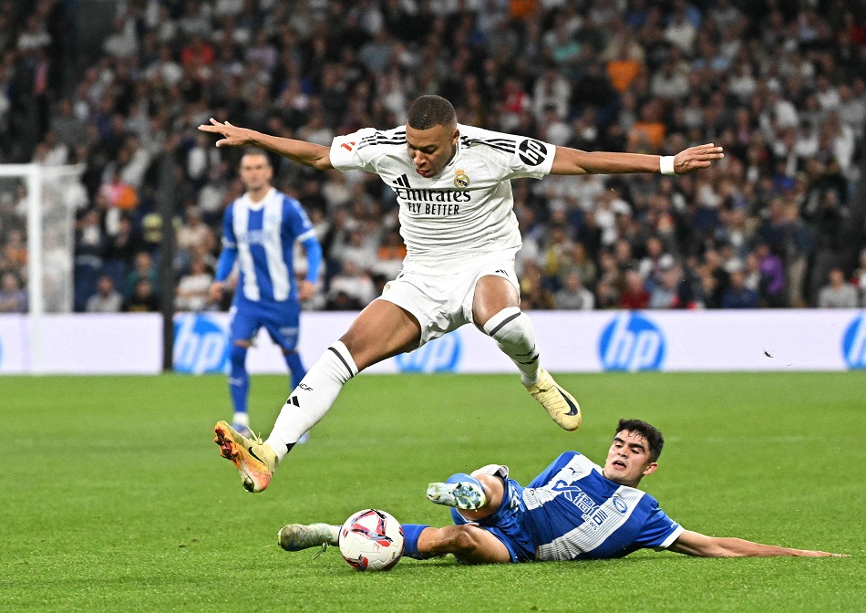 الدوري الإسباني.. نجاة ريال مدريد من فخّ ألافيس بصعوبة