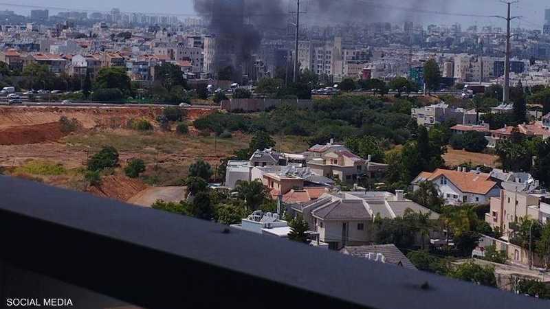 تل أبيب تتعرض لقصف مكثف بالصواريخ لأول مرة منذ 4 أشهر