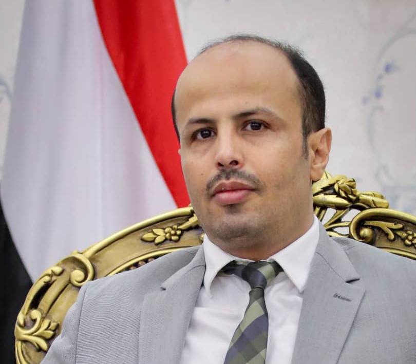 عرمان يطالب المنظمات الدولية بسرعة مغادرة صنعاء ويؤكد رفض الحكومة المفاوضات بشأن الأسرى 