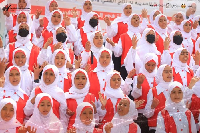 اختتام مهرجان الأغنية الوطنية في تعز بتتويج المواهب الطلابية المبدعة