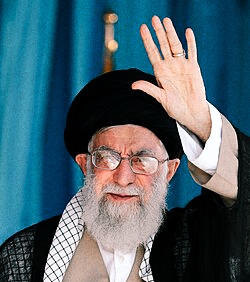 تقديرات إسرائيلية: مقتل خامنئي بعد ضربات مشتركة استهدفت 30 مسؤولًا إيرانيًا