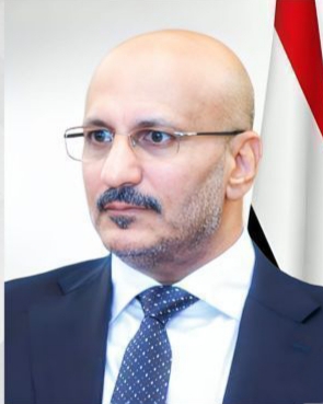 تقديرًا لتضحياته.. طارق صالح يوجّه بتجهيز مركز الشهيد الصليحي الطبي في تعز