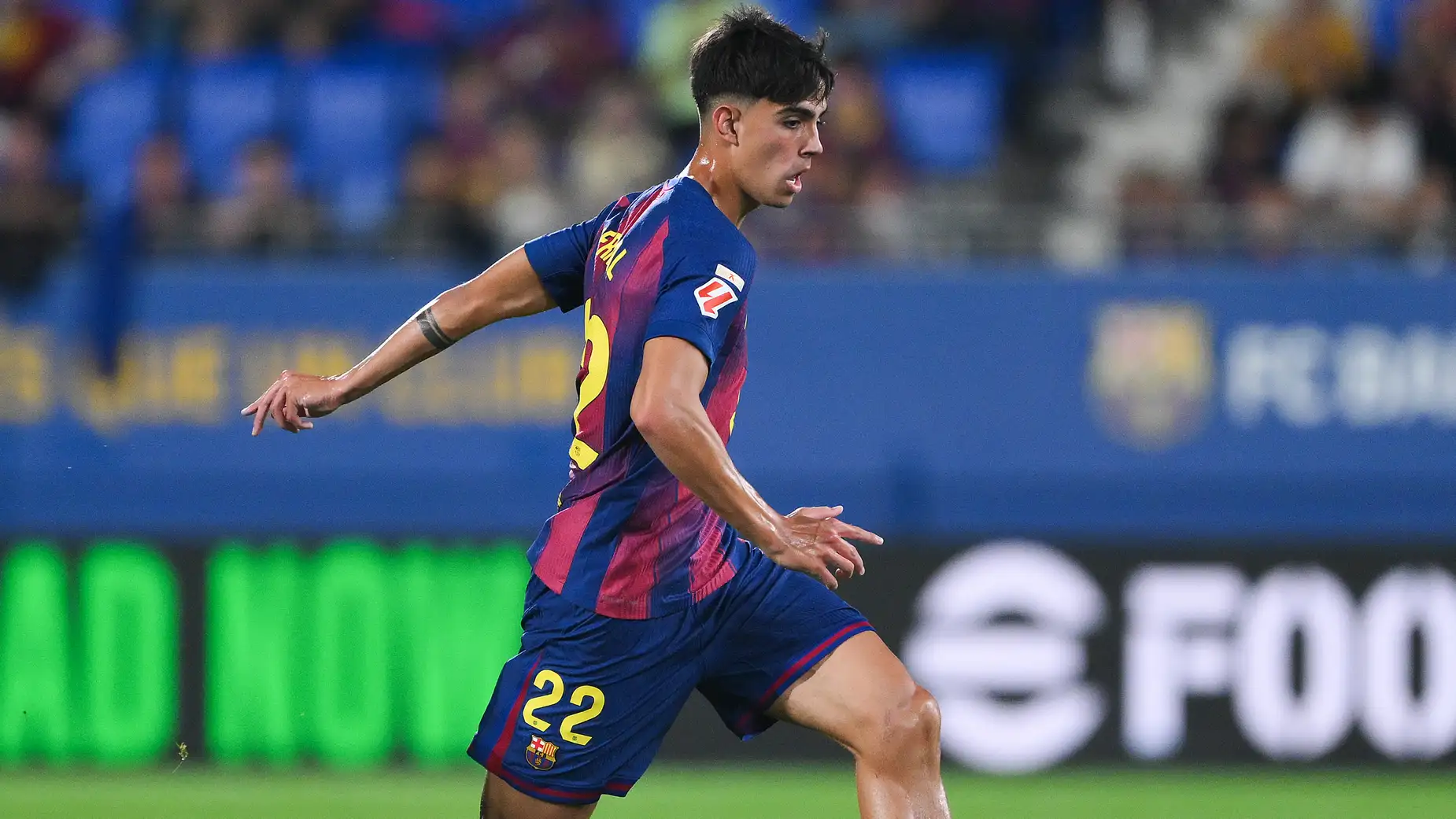 برشلونة يعلن تجديد عقد بيرنال حتى 2029