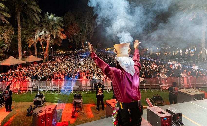 صور | مليون زائر يحتفون بالحضارة اليمنية في قلب العاصمة السعودية