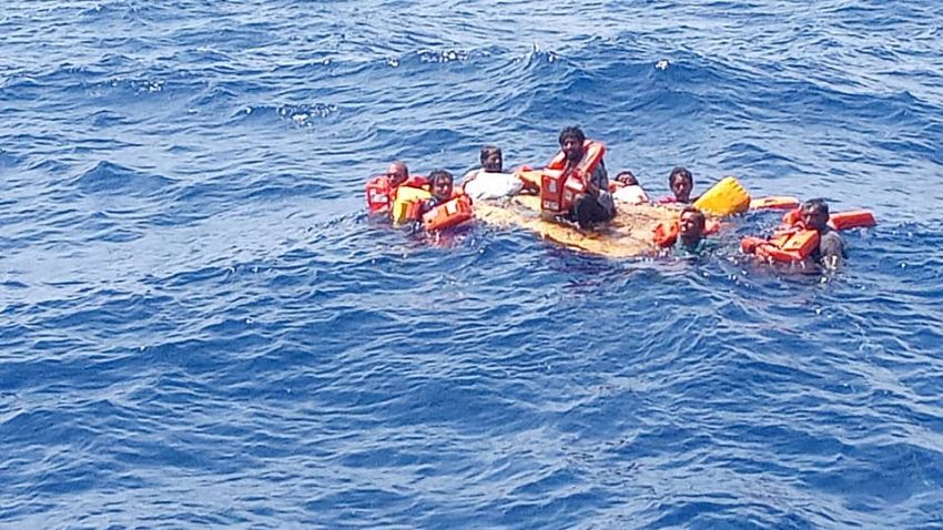 غرق سفينة تجارية هندية قبالة سواحل جزيرة سقطرى